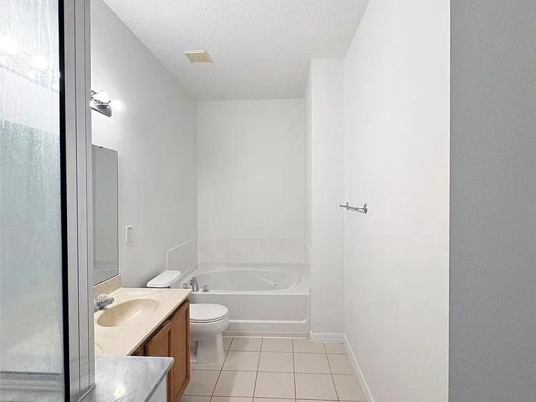 654 Kettering Rd — Photo 13
