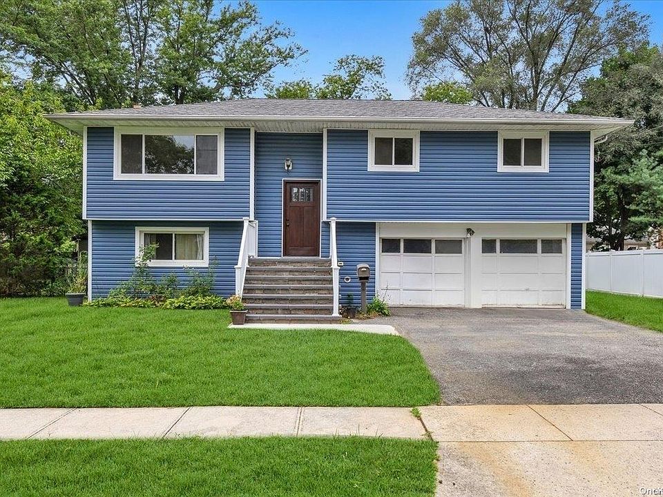 1st image of 23 Erlwein Court