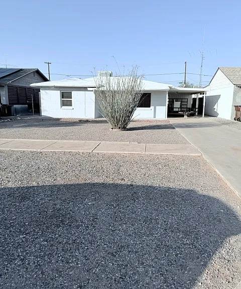 long drive way and parking area.