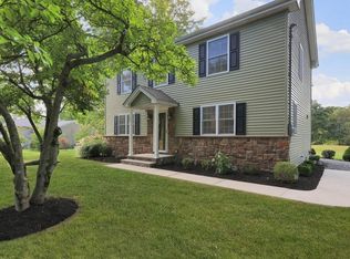 43 N Willow Rd, Hillsborough, NJ 08844
