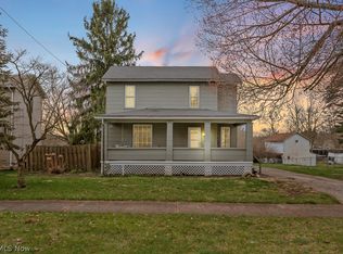 604 Columbia St, Leetonia, OH 44431
