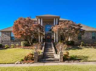 46 Kings River Rd, N Little Rock, AR 72116