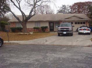 14300 Pembridge Dr, San Antonio, TX 78247