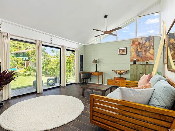 4th image of 329 Awini Pl