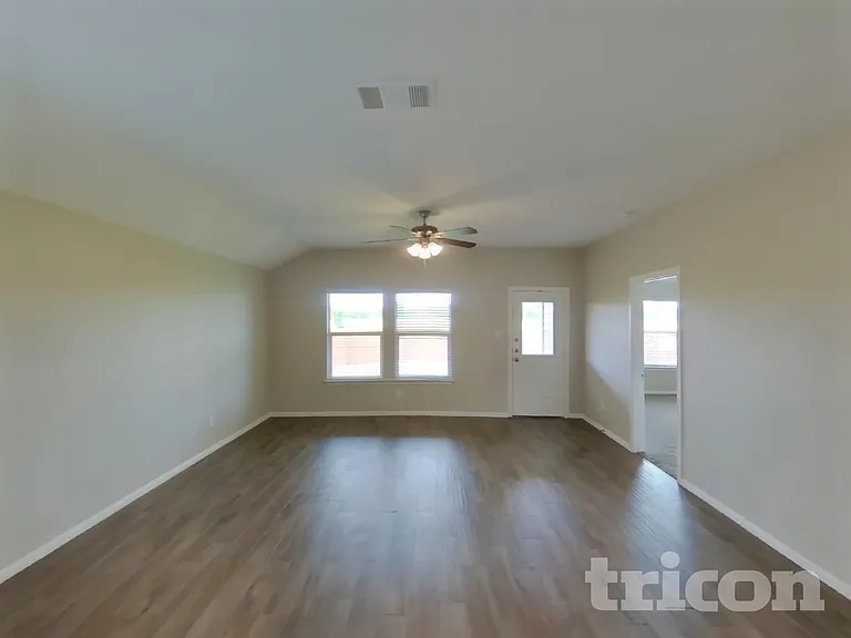 10502 Fort Cibolo Trl — Photo 2