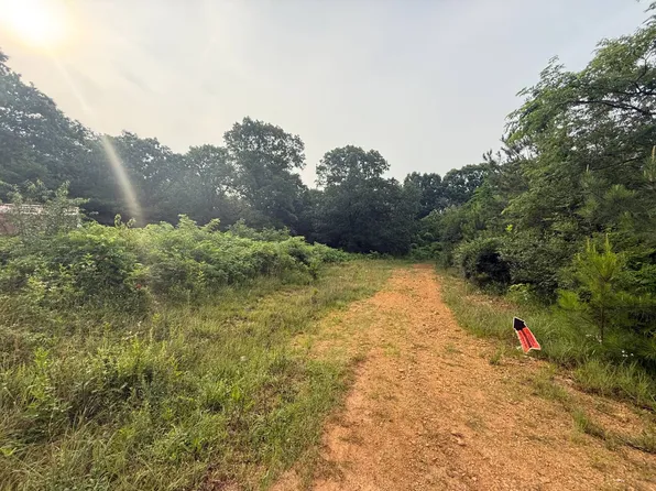 1 Old Schoolhouse Rd, Nunnelly, TN 37137