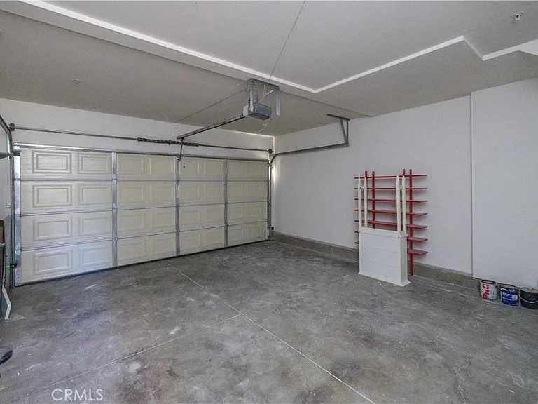 1407 Elmhurst — Photo 29