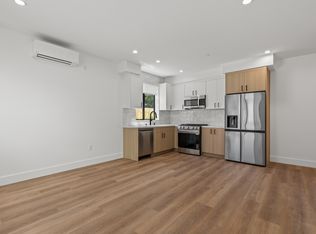 5839 Kester Ave, Van Nuys, CA 91411