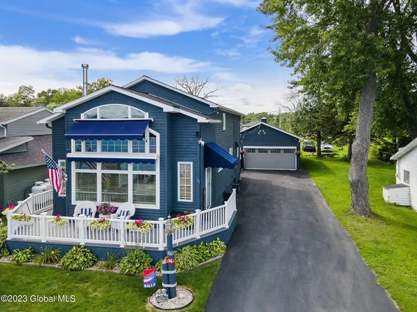 14 Riley Cove Road, Malta, NY 12020