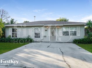 12135 Americus Ln, Naples, FL 34113