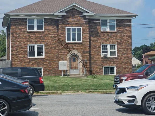 2612 North Harrison Street, 2612 N Harrison St APT 5, Davenport, IA 52803