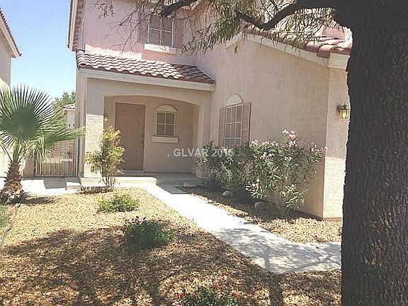 2nd image of 7472 Jacaranda Leaf St
