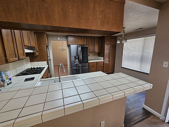 5th image of 7361 Linwood Ct