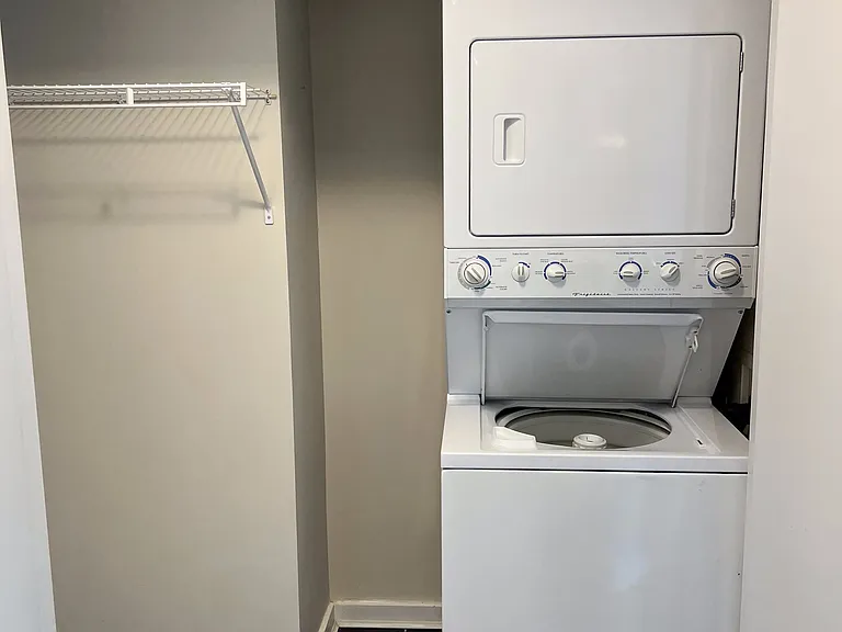 689 Abbott St #1607 — Photo 13
