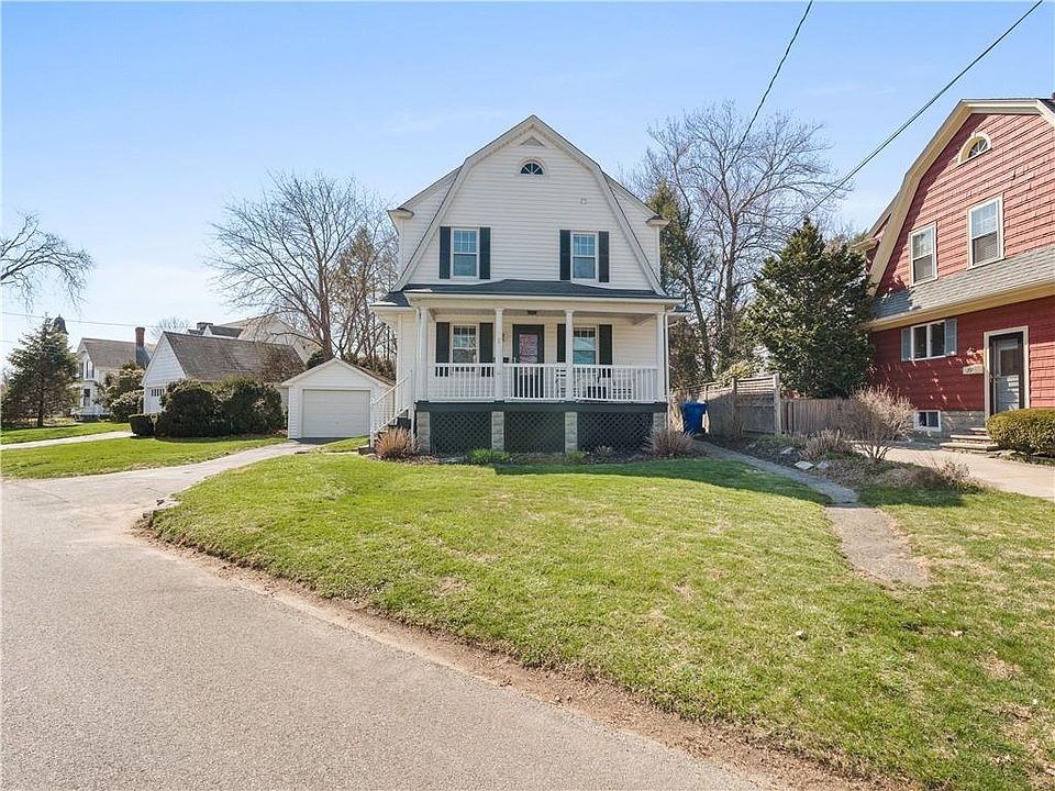 211 Pleasant St, Rumford, RI 02916 Zillow