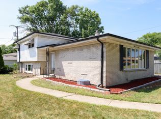8334 Central Ave, Morton Grove, IL