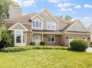 1304 Sheffield Ct, Carol Stream, IL 60188