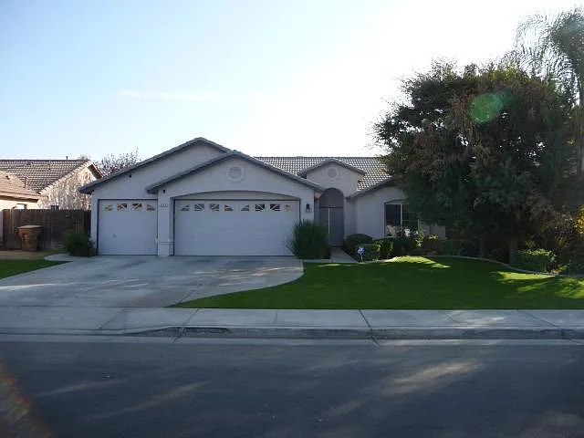 2805 Tar Springs Ave photo 1
