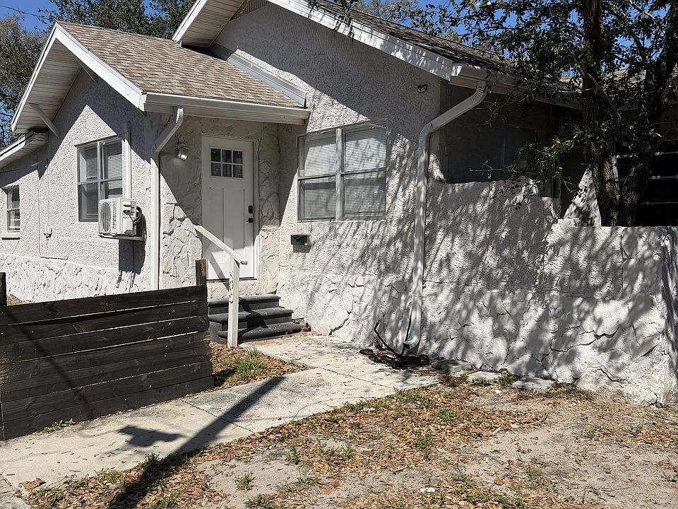 1st image of 905 James Ave S #A