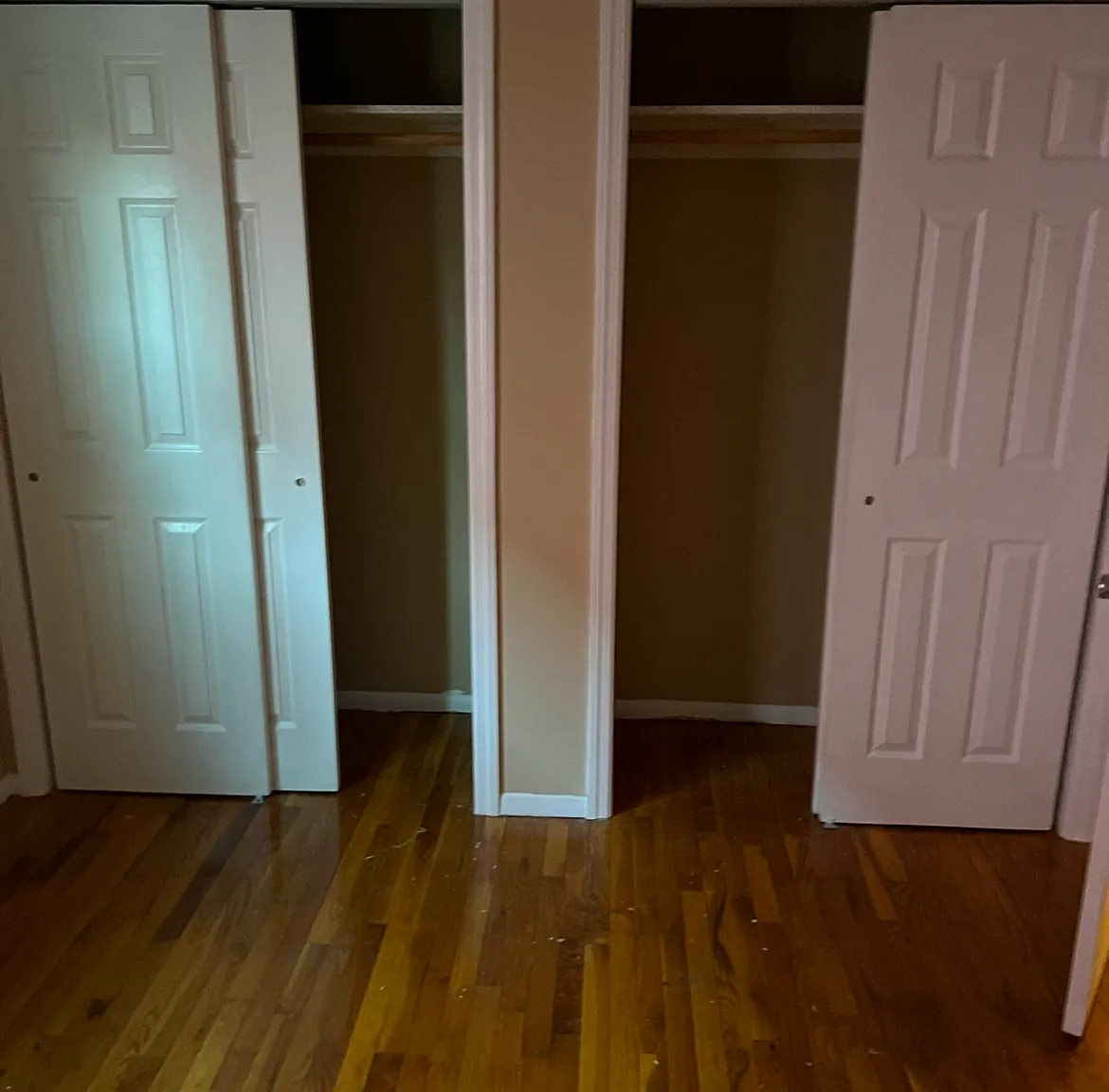 2 bed, 1.5 bath, 850 sqft, $2,997 — Photo 2