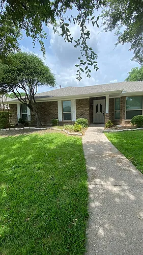 1609 Geneva Ln Photo 1