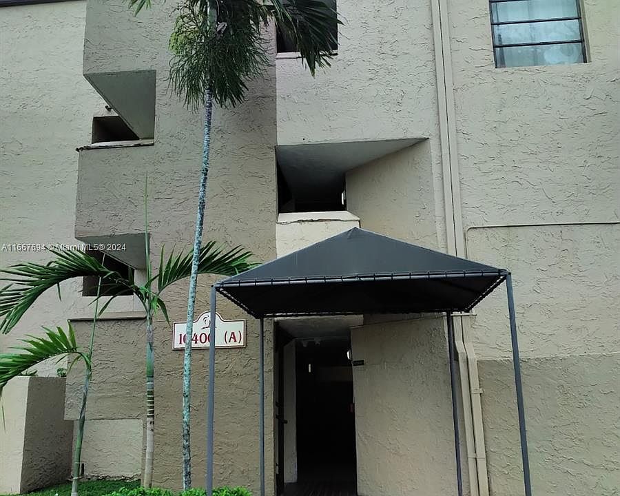 1st image of 10400 SW 108th Ave APT A101