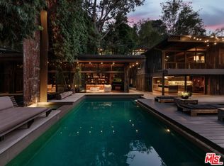 2563 Nichols Canyon Rd, Los Angeles, CA 90046