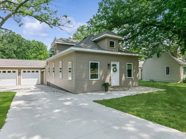 213 2nd Ave NE, New London, MN 56273