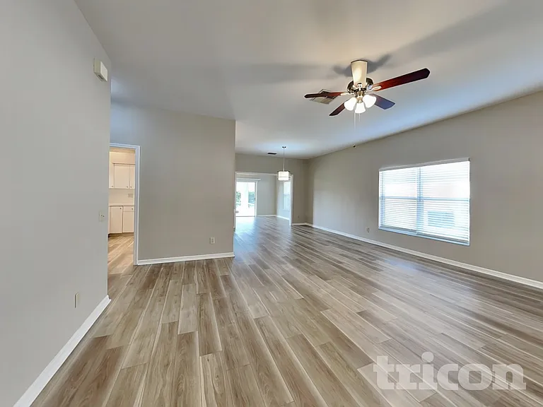 443 Sandestin Dr — Photo 4