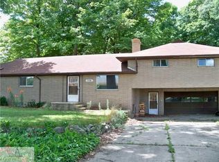 556 S Diamond Rd, Mason, MI 48854
