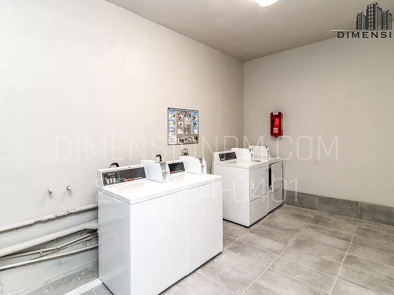 5401 Pacific Apartments — Photo 9