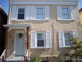 1st image of 130 Depeyster St