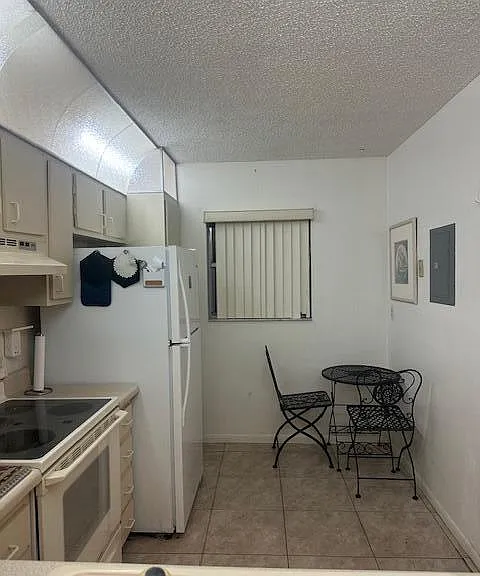 2975 SW 22nd Ave #2020 — Photo 9