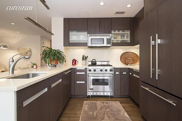 Sold by Corcoran | media 2