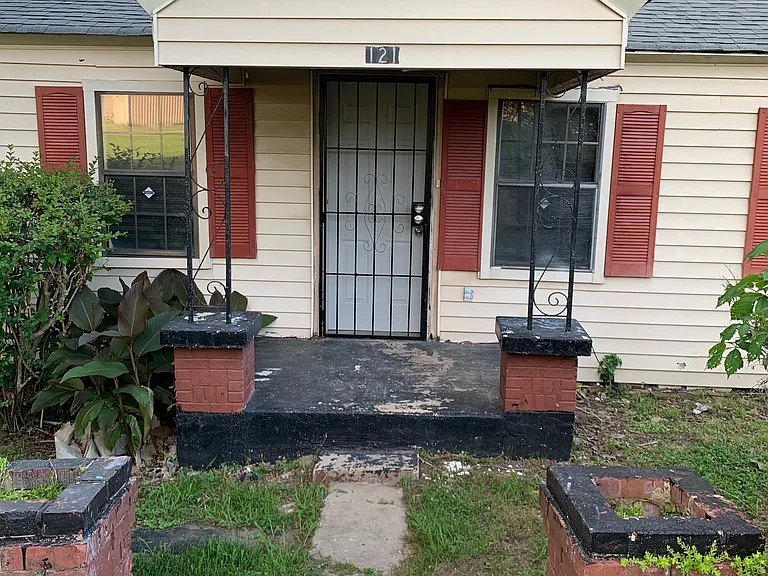 121 Mitchell Ave #1 — Photo 4