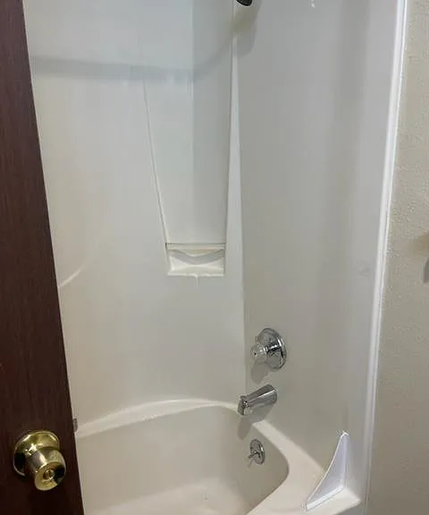 1275 Woodgate Ave #2 — Photo 9
