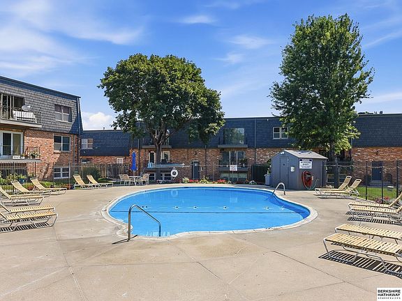4th image of 12737 Woodcrest Plz #3-119