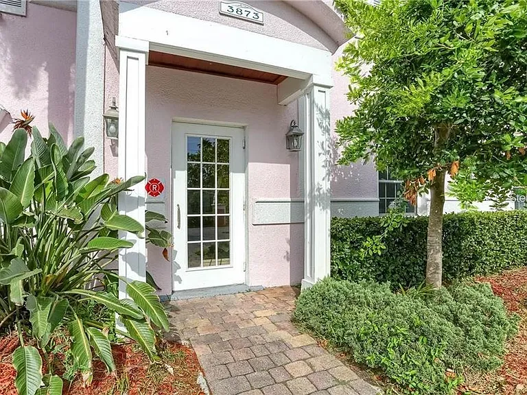 3873 Pompano Dr SE #D — Photo 3