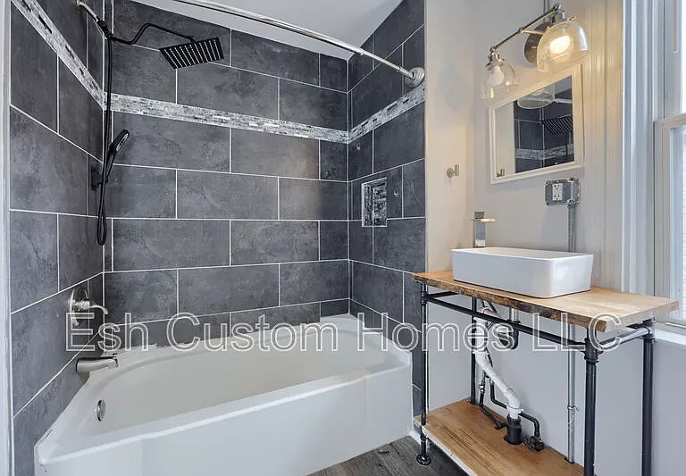 611 S Prince St — Photo 34