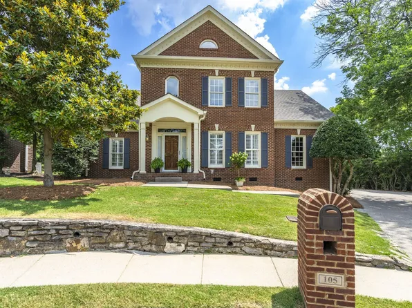 105 Oxton Hill Ln, Nashville, TN 37215
