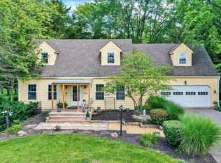 11750 Greenfield Rd, Zionsville, IN 46077