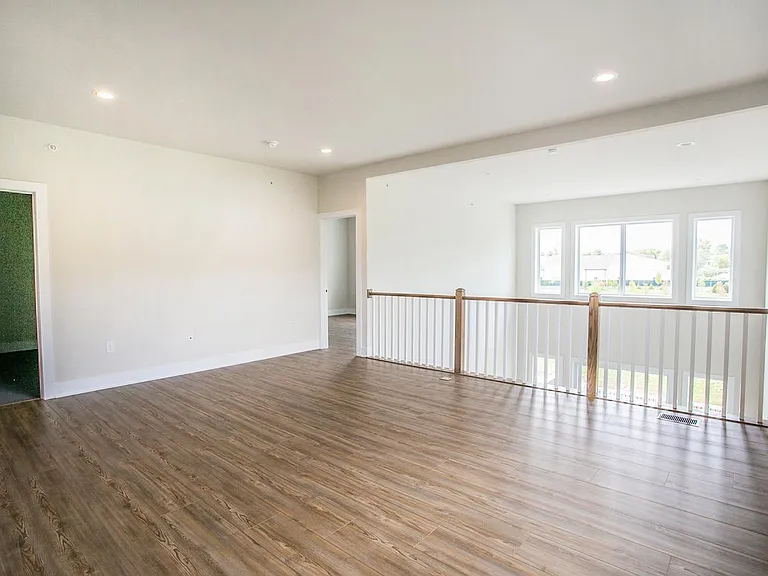 665 Levering St #665 — Photo 24
