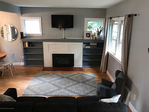 2nd image of 513 S Dexter Dr
