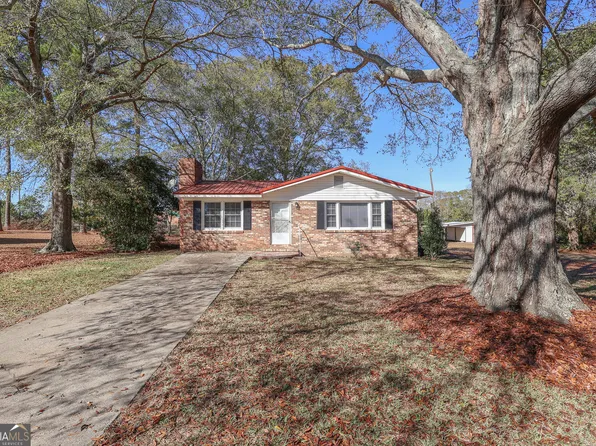 105 Larryton Drive Rd, Cochran, GA 31014