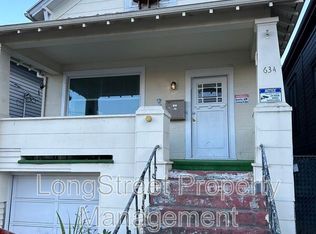 634 SW Grant St #2, Portland, OR 97201