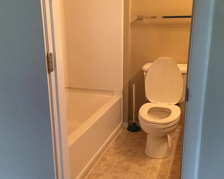 1251 University Ct #103