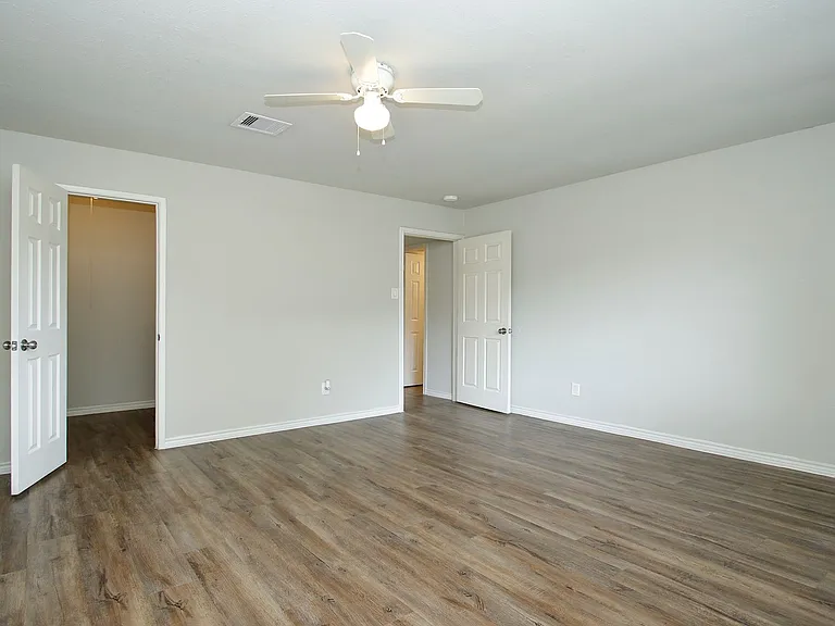 17626 Bullis Gap Dr — Photo 13