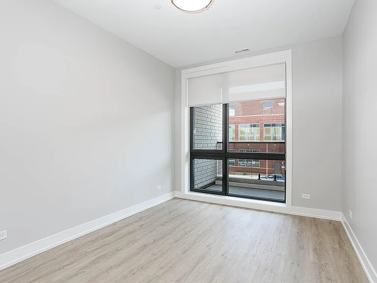 1606 S Ashland Ave #402 — Photo 13