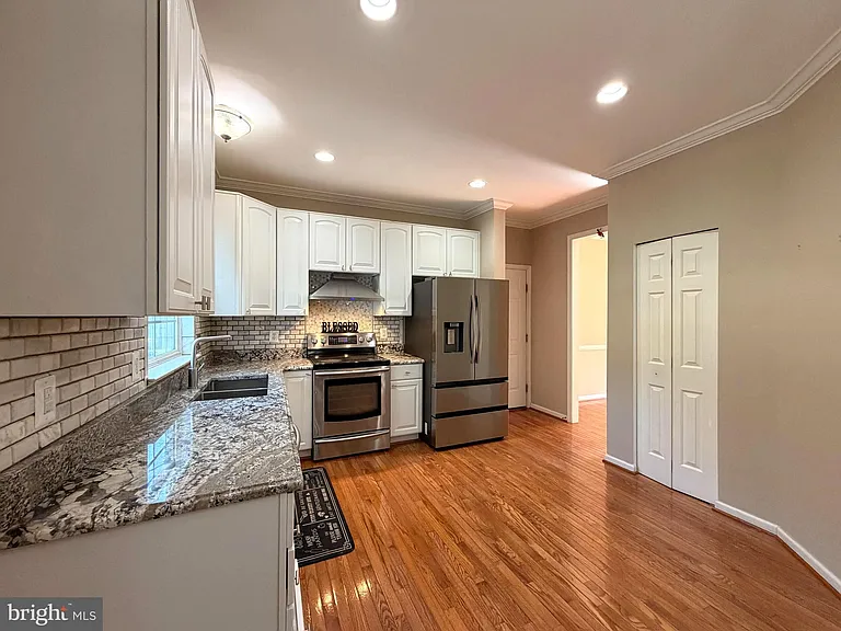 10214 Moss Tower Pl — Photo 12