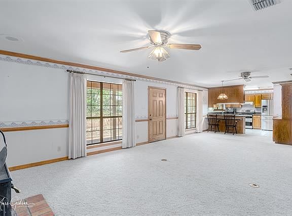 5th image of 108 Beaver Ln